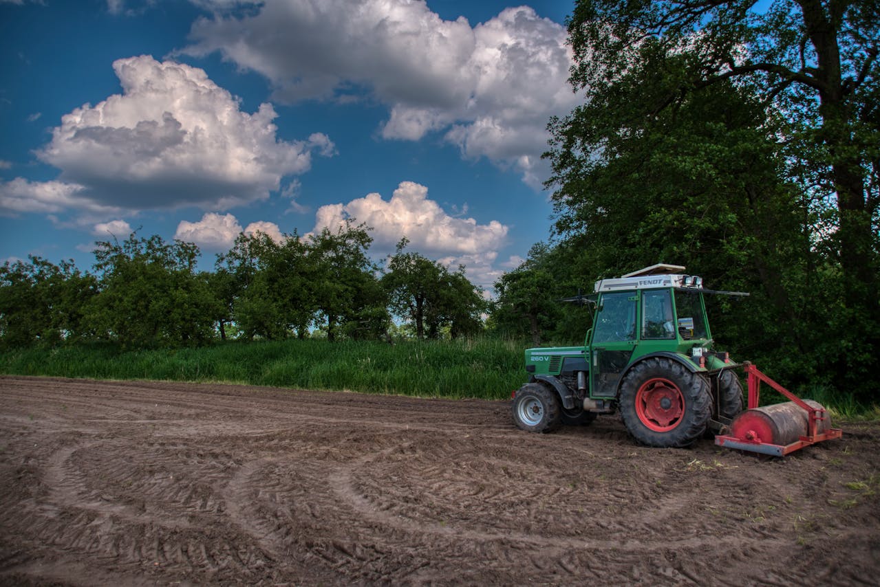 Akumulator John Deere – jak wybrać najlepsze rozwiązanie?